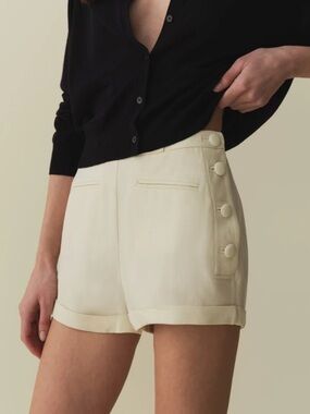 Doen Avon Cream Shorts